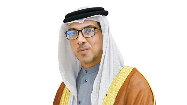 منصور بن زايد: التوطين أولوية قصوى