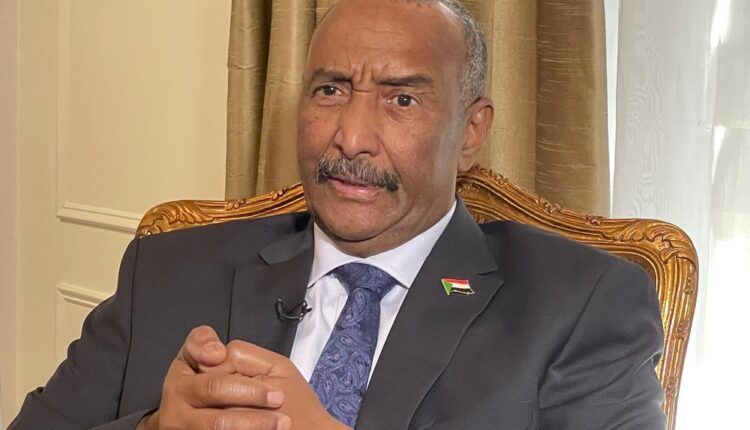 رئيس مجلس السيادة القائد العام للقوات المسلحة يلتقي وفد المجلس الأعلى للإدارات الأهلية