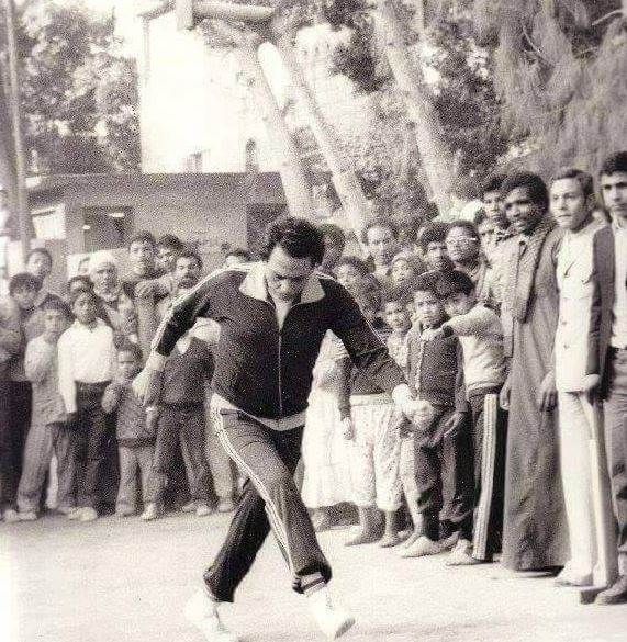 عادل إمام.. لماذا فكر الزعيم في ضرب المخرج محمد خان؟