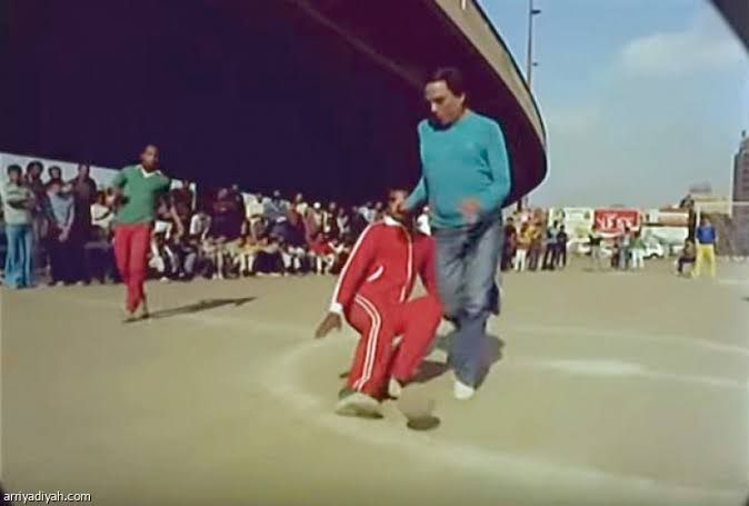 عادل إمام.. لماذا فكر الزعيم في ضرب المخرج محمد خان؟