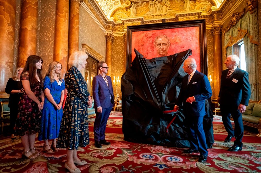 الملك تشارلز يكشف عن أول بورتريه له.. منذ توليه العرش