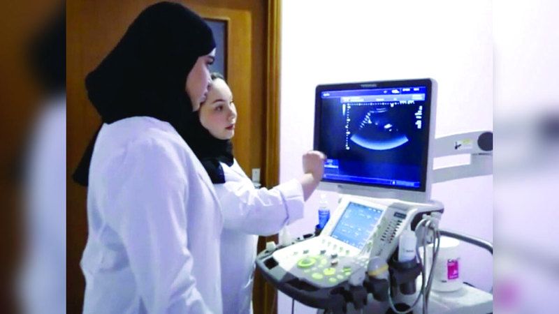الامارات | تدريب 450 مواطنة للعمل مساعدات رعاية صحية