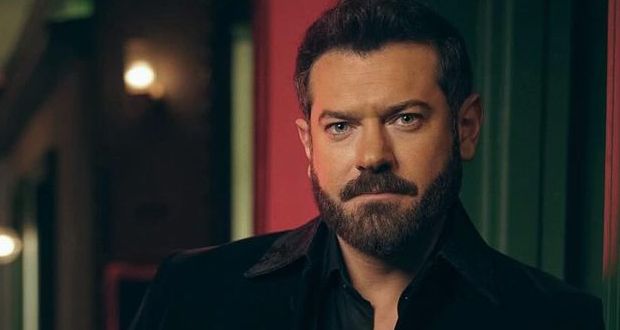 عمرو يوسف يحتفل بإيرادات “شقو”: “نجاح ساحق”