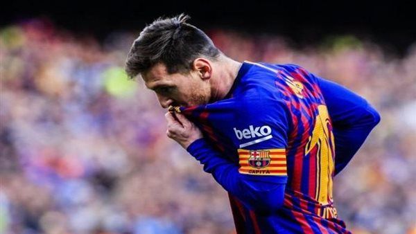 حكاية منديل ميسي مع برشلونة والمزاد العلني