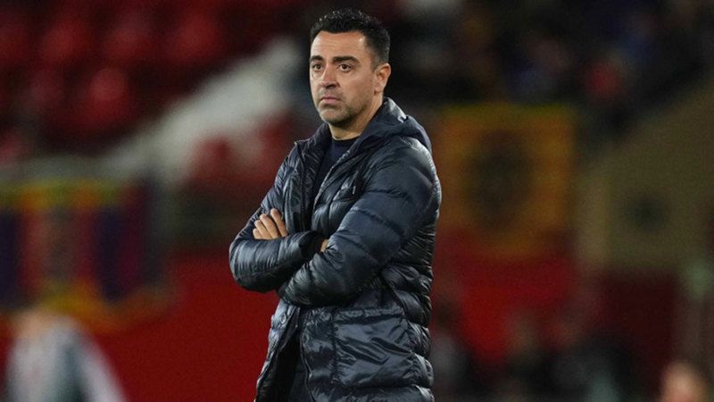 الامارات | برشلونة يتجه لإقالة المدرب  تشافي