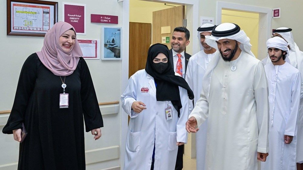 نهيان بن زايد يفتتح مركز برجيل لجراحة اليوم الواحد في العين