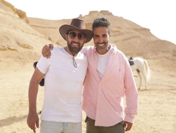 موعد انطلاق عرض فيلم عصابة المكس .. القائمة الأخيرة لنجوم الشرف