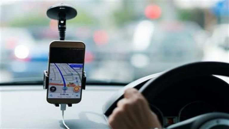 "لاتهامه بالتحرش بطالب في أكتوبر".. عرض سائق بشركة نقل على الطب الشرعي