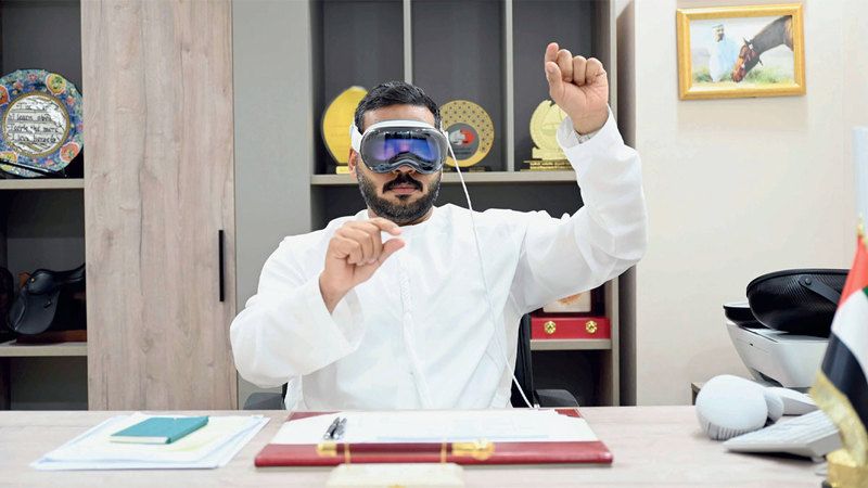الامارات | أحمد المزروعي يوظف الذكاء الاصطناعي في المعاملات القانونية