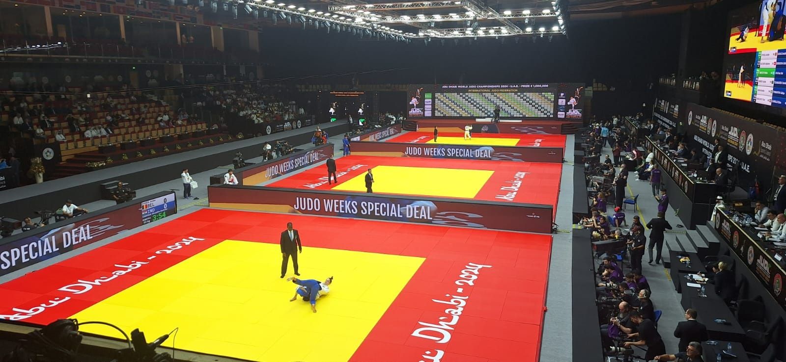الامارات | انطلاق مونديال الجودو في أبوظبي