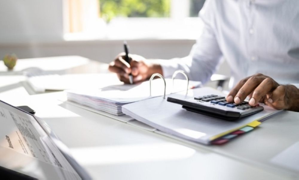 "الراجحي" يصدر قرارًا بتعديل تنظيم العمل المرن