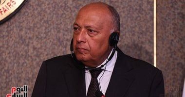 شكرى: التواجد العسكرى الإسرائيلى على مشارف معبر رفح وضع قوافل المساعدات فى خطر