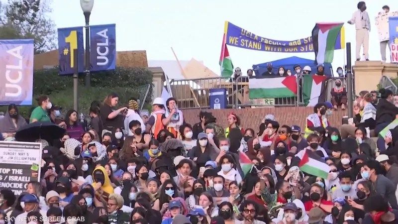 قلق بين مساعدي بايدن من تأثير الحراك الجامعي على الانتخابات