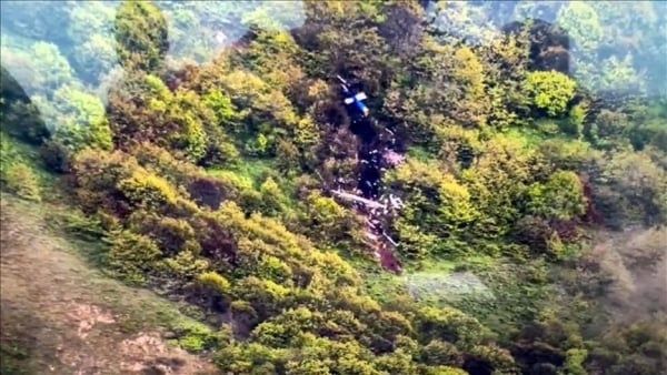 رسمياً..إيران تعلن وفاة رئيسها والوفد المرافق له إثر تحطم طائرتهم