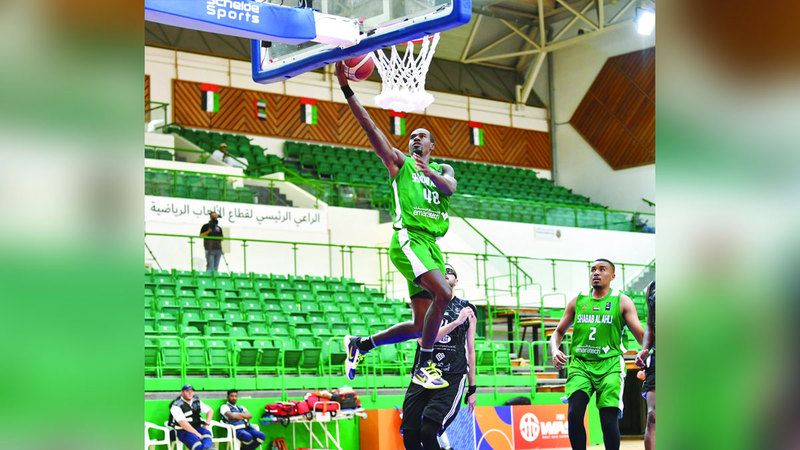 الامارات | شباب الأهلي والنصر يضعان قدماً في نهائي «كأس السلة»