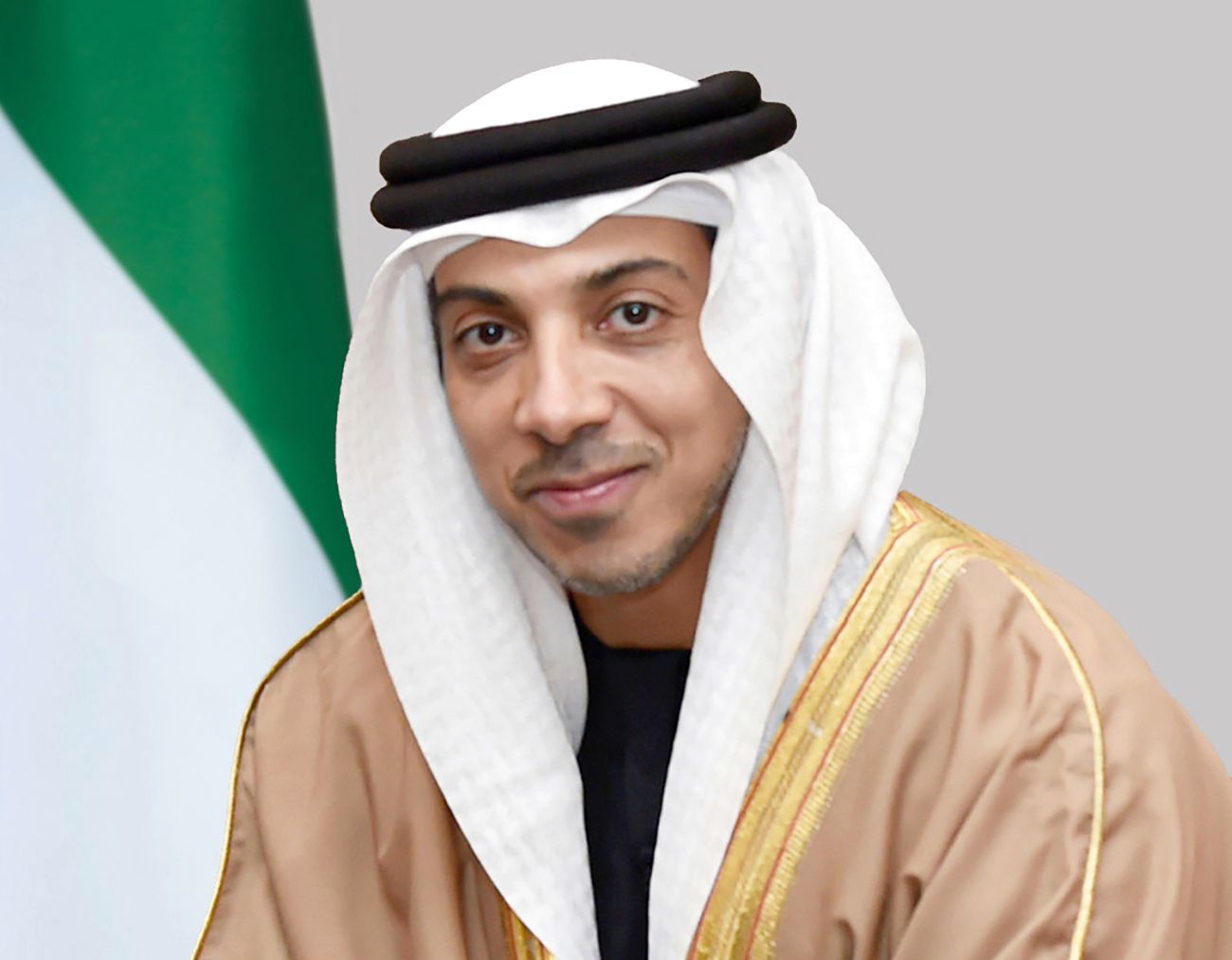 الامارات | منصور بن زايد: خالص تعازينا إلى الشعب الإيراني في وفاة إبراهيم رئيسي ومرافقيه
