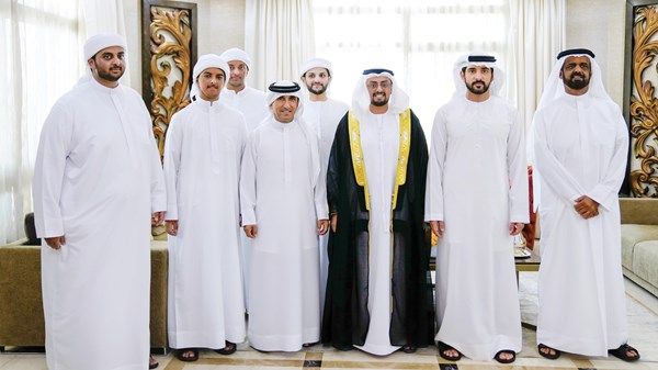 حمدان بن محمد وأحمد بن محمد يحضران أفراح المروشد