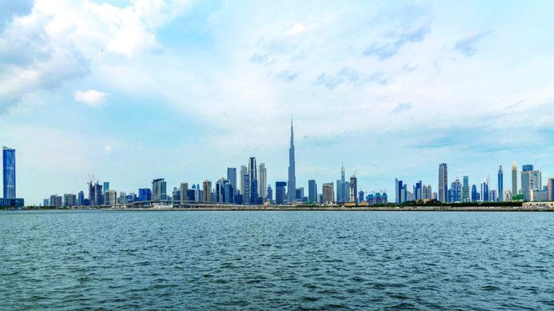 الامارات | طقس اليوم صحو نهاراً رطب ليلاً