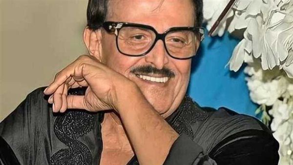 سمير غانم| حكاية غنائية نادرة مزجت بين الكوميديا والجرأة