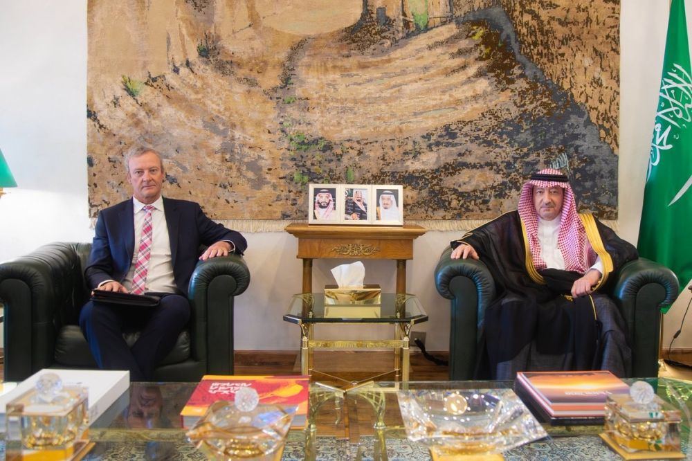 انتهاء فترة عمله.. الخريجي يشيد بدور سفير نيوزيلندا في تعزيز علاقات التعاون