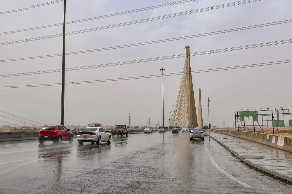 طقس الثلاثاء.. أمطار خفيفة على أجزاء من الرياض