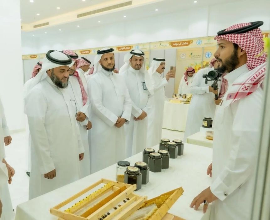 "البيئة": المملكة تنتج 5 آلاف طن سنويًا من العسل