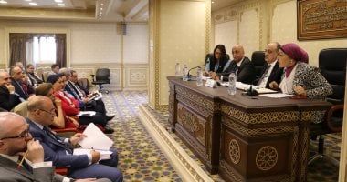 "مشروعات النواب" توصى بدعم وتنمية الصناعات الحرفية وتسويق منتجاتها