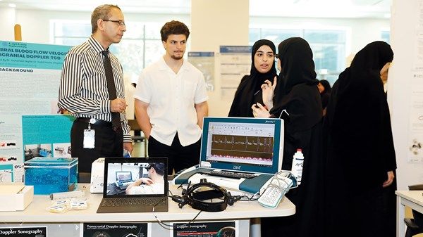 45 مشروعاً في معرض الابتكار في جامعة خليفة