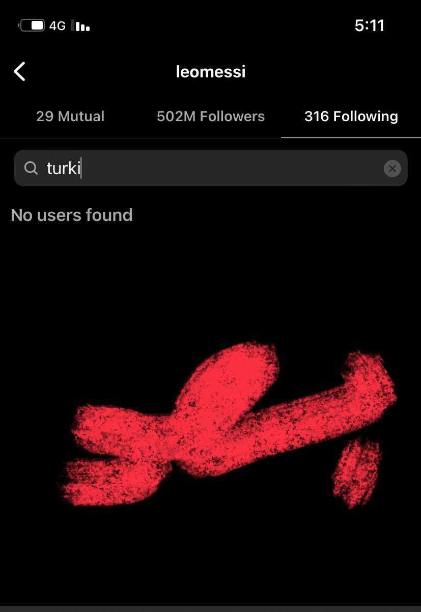 ميسي يلغي متابعة تركي آل الشيخ بسبب رونالدو .. ماذا حدث؟