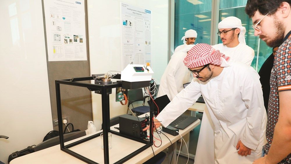 45 مشروعاً في معرض الابتكار في جامعة خليفة