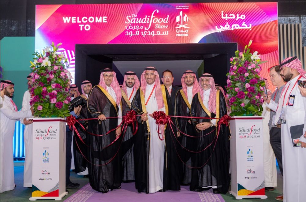 وزير الصناعة: نسعى إلى تقديم حلول شاملة للأمن الغذائي