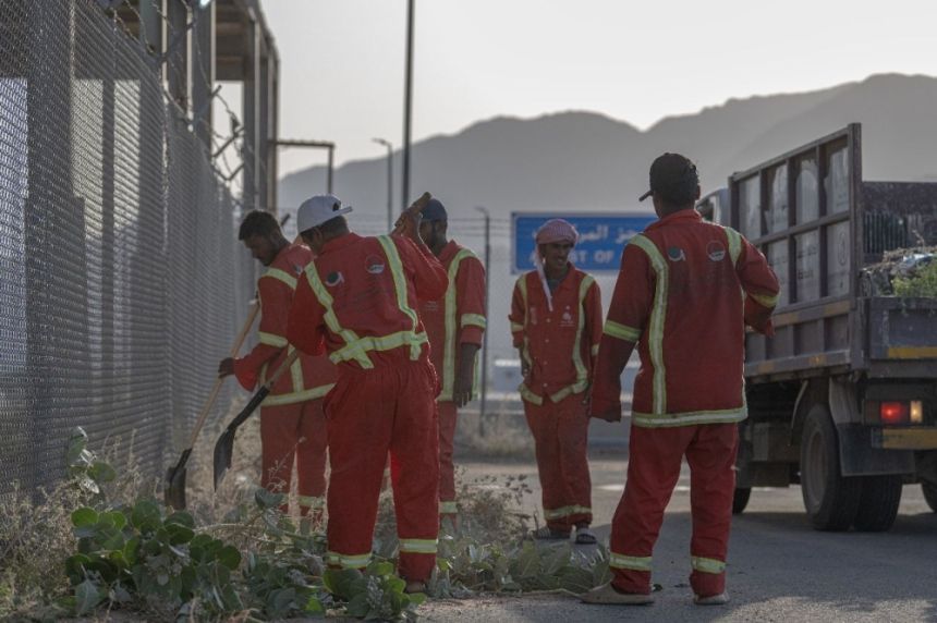 أمانة الطائف تعزز خدماتها بمركز الفرز الأمني بالبهيتة لراحة ضيوف الرحمن