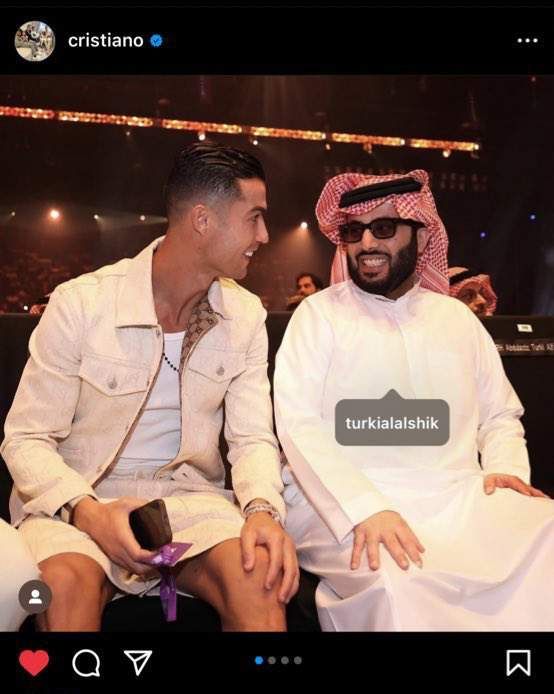 ميسي يلغي متابعة تركي آل الشيخ بسبب رونالدو .. ماذا حدث؟