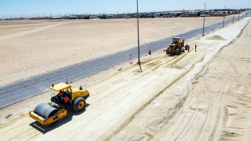 استكمال أعمال سفلتة وتطوير الشوارع بمداخل النعيرية