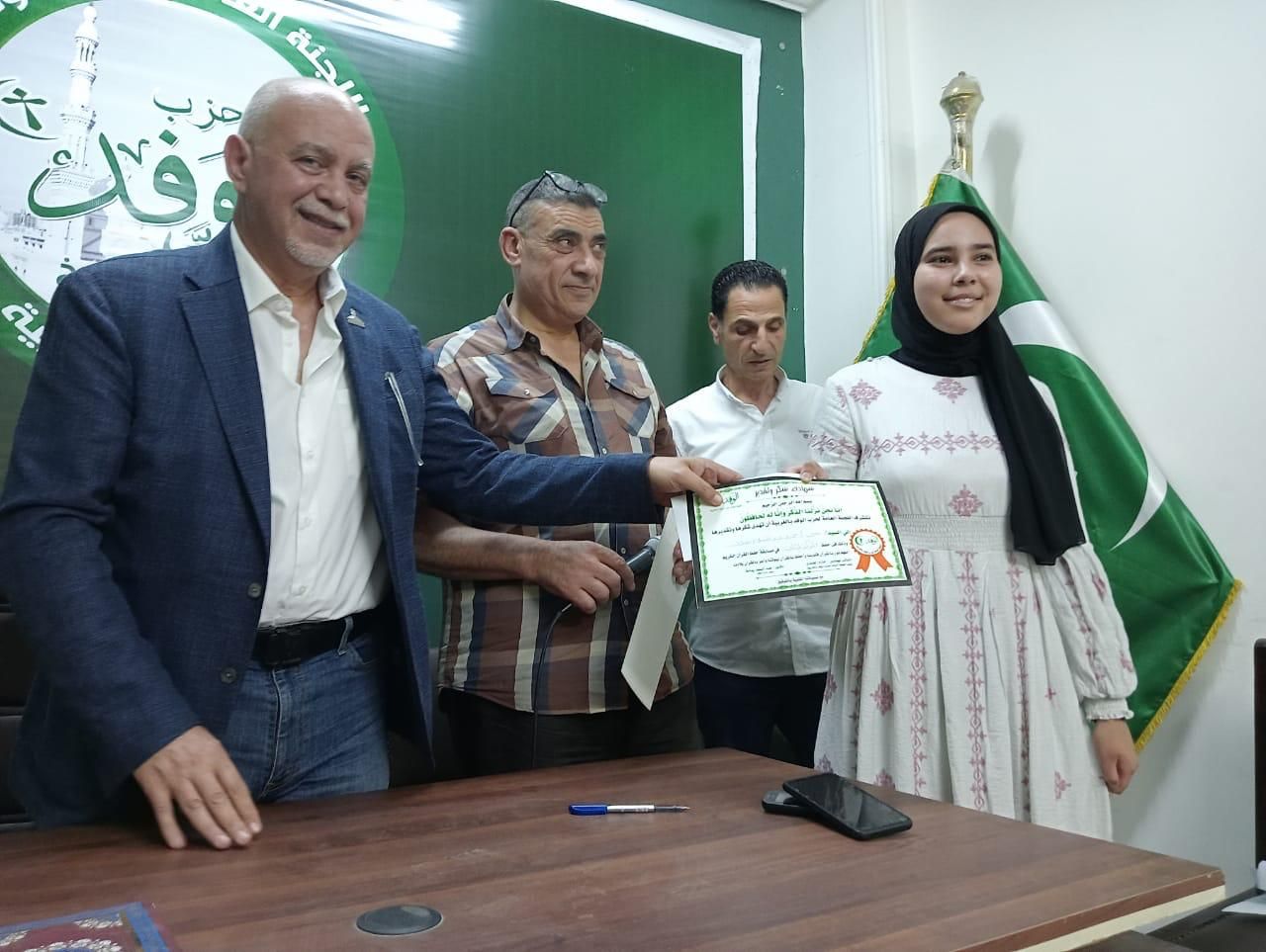 النائب حازم الجندى يُكرم الفائزين فى مسابقة حفظ القرآن الكريم بالغربية