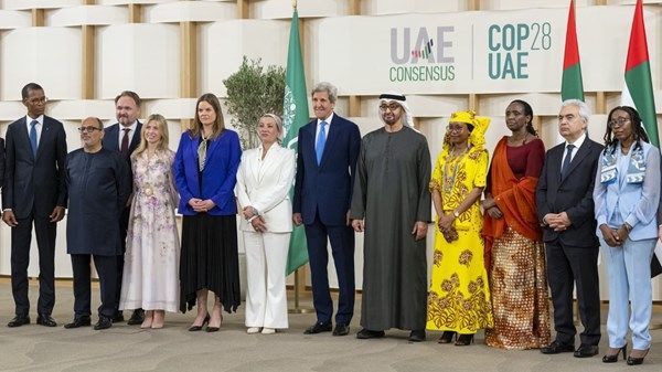 رئيس الدولة يكرم عدداً من المسؤولين الدوليين تقديراً لدورهم في إنجاح مؤتمر «cop28»