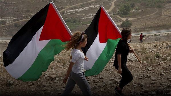 وزيرة الدولة الفلسطينية لشؤون الخارجية تُطالب ألمانيا بالاعتراف بدولة فلسطين