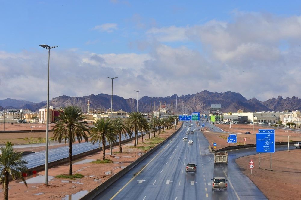 طقس المملكة اليوم.. أمطار رعدية وسيول على أجزاء من 4 مناطق