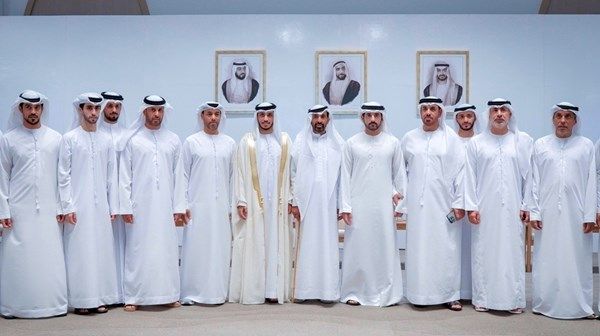 حمدان بن محمد يحضر أفراح القبيسي والمنصوري