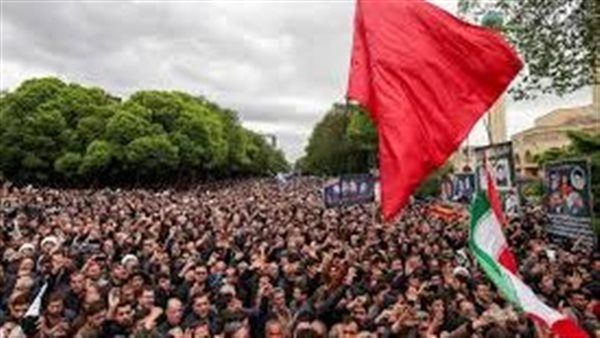 الآلاف يحتشدون في طهران استعدادًا لتشييع جثمان رئيسي