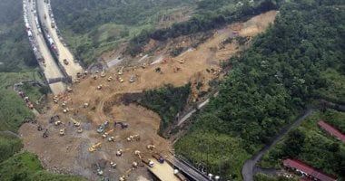 تكنولوجيا: باحثون صينيون يقترحون إطارا للتنبؤ بالانهيارات الأرضية عبر صور الأقمار الاصطناعية والتعلم الآلي