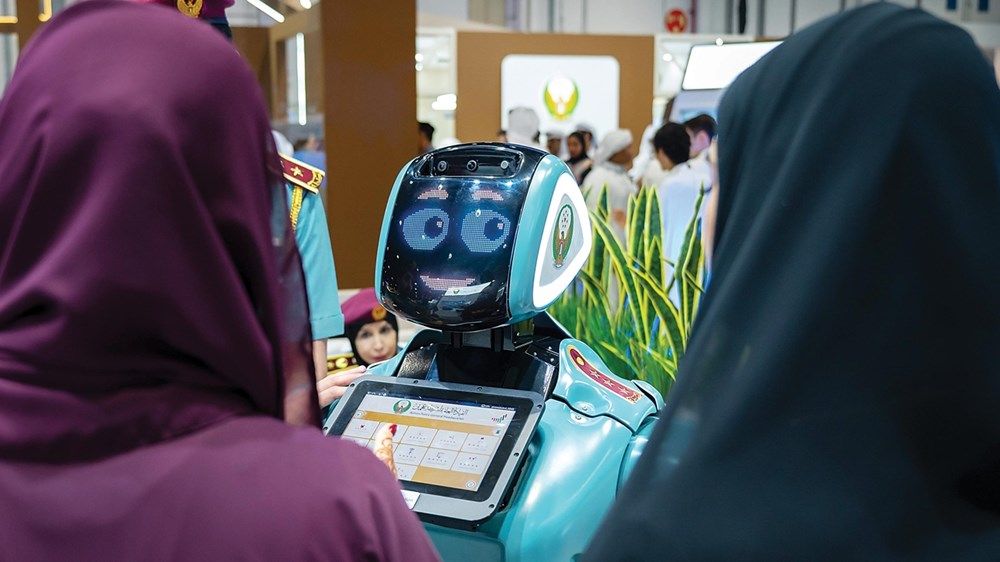 الشركات الإماراتية تستعرض ابتكاراتها الأمنية في «آيسنار»