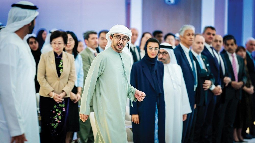 عبدالله بن زايد: بناء مستقبل مشرق يرتكز على الكفاءة والإبداع