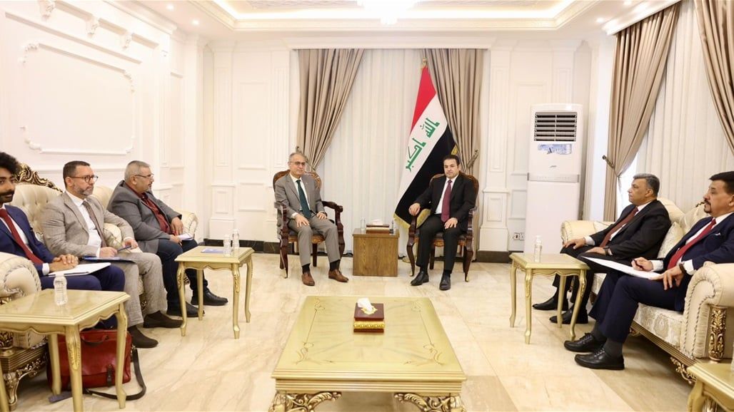 الأعرجي يبحث مع "يونامي" ملف مخيم الهول السوري