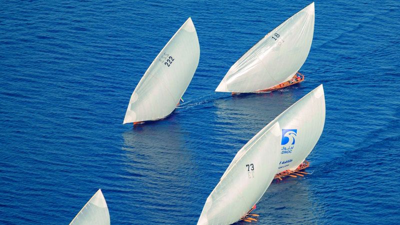 الامارات | 3000 بحار يشاركون في سباق دلما للمحامل الشراعية
