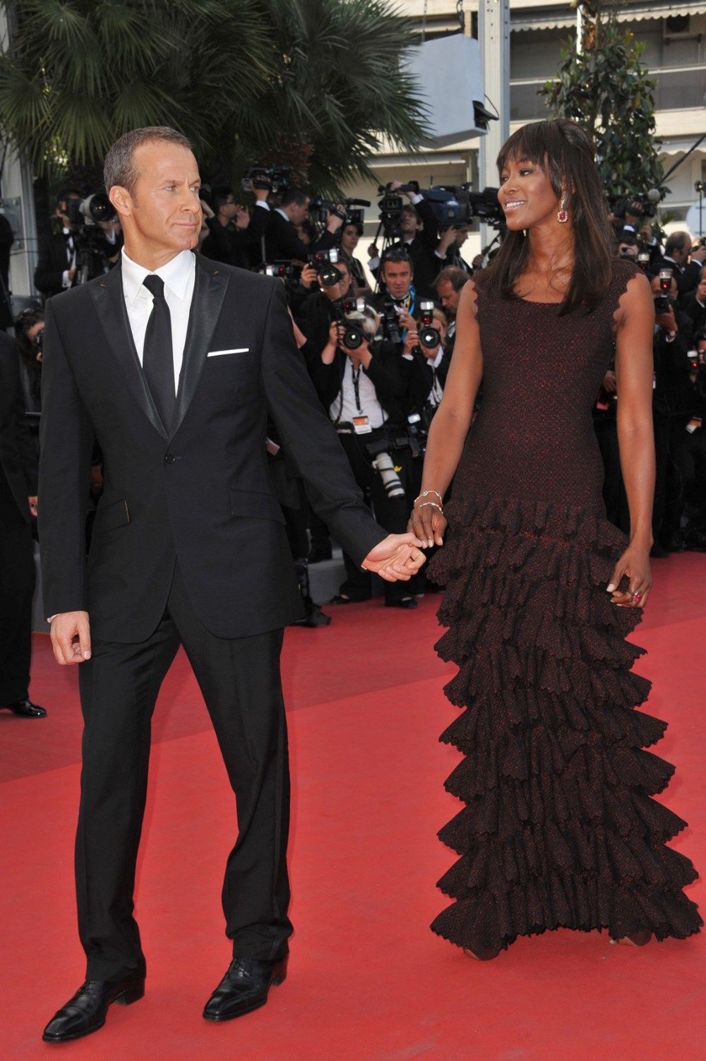 ناعومي كامبل.. عارضة أزياء غيَّرت وجه الموضة