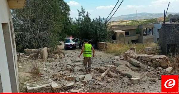 "النشرة": غارة إسرائيلية على وسط بلدة ميس الجبل وسيارات الإسعاف توجهت إلى المكان