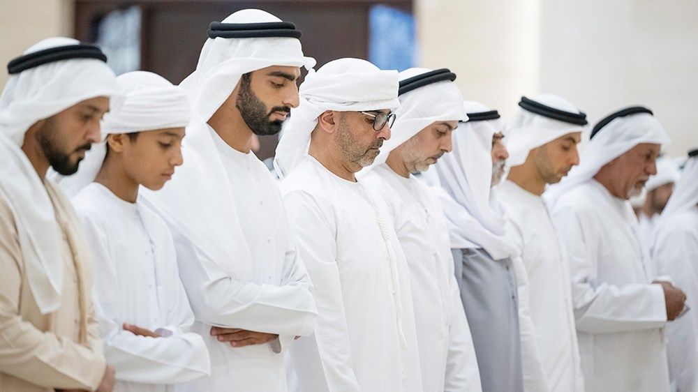 رئيس الدولة ونائباه ينعون حمد الخييلي