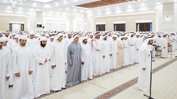 رئيس الدولة ونائباه ينعون حمد الخييلي