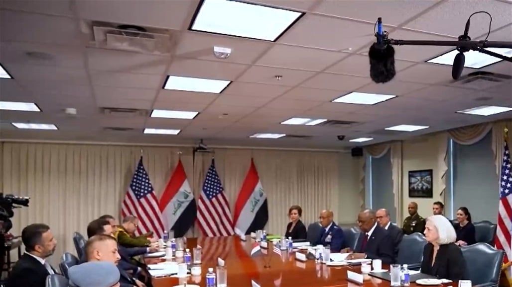 مراقبون : المرسوم الامريكي جاء متضارباً مع الاحاطة الاممية وقد يؤثر على اقتصاد البلد